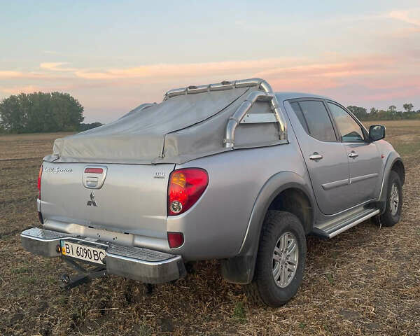 Міцубісі Л 200 2008 у Глобино на Automoto.ua Сірий Міцубісі Л 200, об'ємом двигуна 2.48 л та пробігом 113 тис. км за 15000 $, фото 3 на Automoto.ua