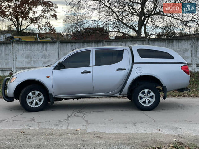 Міцубісі Л 200 2008 у Житомирі на Automoto.ua Сірий Міцубісі Л 200, об'ємом двигуна 2.48 л та пробігом 268 тис. км за 11300 $, фото 3 на Automoto.ua
