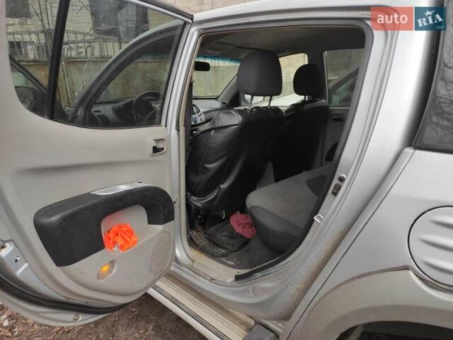 Сірий Міцубісі Л 200, об'ємом двигуна 2.48 л та пробігом 601 тис. км за 7000 $, фото 10 на Automoto.ua