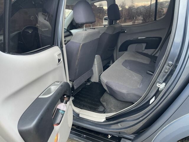 Сірий Міцубісі Л 200, об'ємом двигуна 2.5 л та пробігом 376 тис. км за 12400 $, фото 10 на Automoto.ua