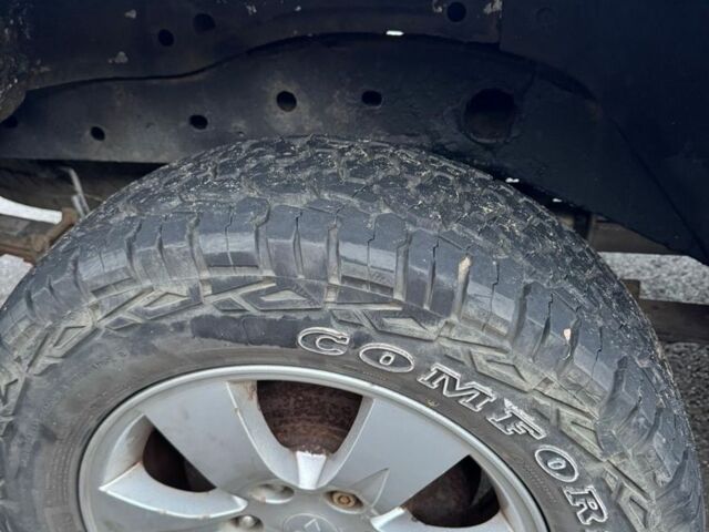 Серый Мицубиси Л 200, объемом двигателя 2.5 л и пробегом 116 тыс. км за 6384 $, фото 6 на Automoto.ua