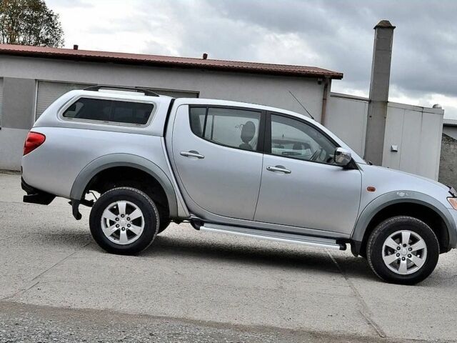 Сірий Міцубісі Л 200, об'ємом двигуна 2.5 л та пробігом 278 тис. км за 4100 $, фото 3 на Automoto.ua