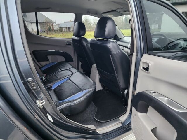 Сірий Міцубісі Л 200, об'ємом двигуна 2.5 л та пробігом 141 тис. км за 8153 $, фото 20 на Automoto.ua