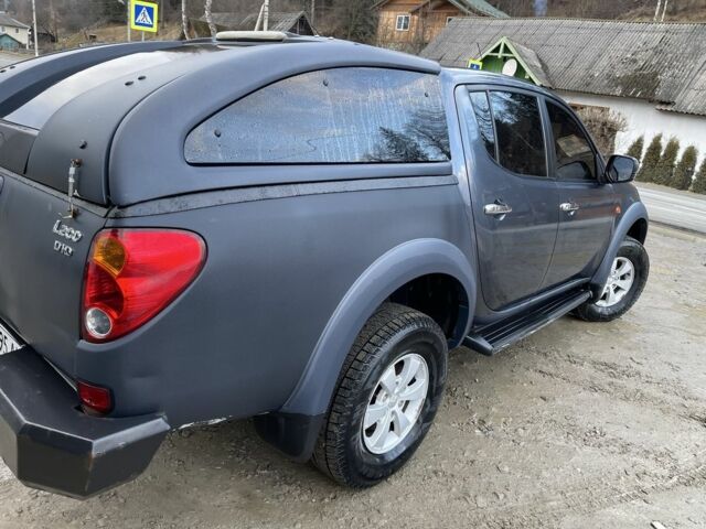 Сірий Міцубісі Л 200, об'ємом двигуна 2.5 л та пробігом 376 тис. км за 12400 $, фото 20 на Automoto.ua