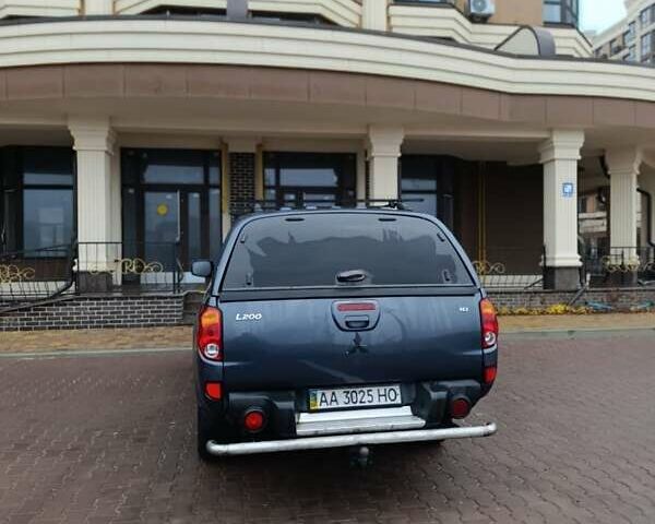 Сірий Міцубісі Л 200, об'ємом двигуна 2.5 л та пробігом 300 тис. км за 12300 $, фото 34 на Automoto.ua
