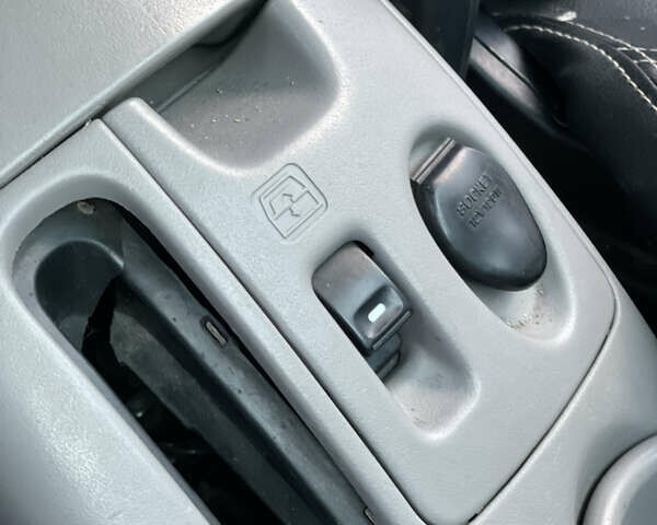 Міцубісі Л 200 2008 у Житомирі на Automoto.ua Сірий Міцубісі Л 200, об'ємом двигуна 2.48 л та пробігом 316 тис. км за 13000 $, фото 18 на Automoto.ua