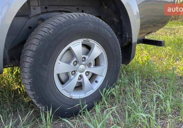 Серый Мицубиси Л 200, объемом двигателя 2.48 л и пробегом 234 тыс. км за 13000 $, фото 42 на Automoto.ua