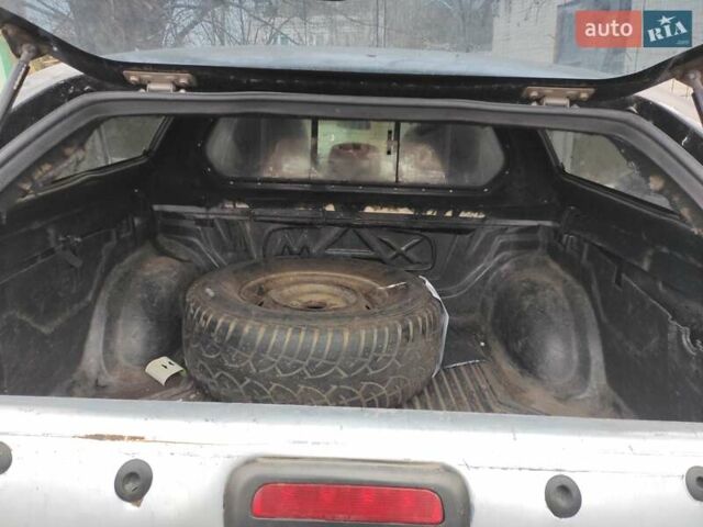 Сірий Міцубісі Л 200, об'ємом двигуна 2.48 л та пробігом 601 тис. км за 7000 $, фото 11 на Automoto.ua