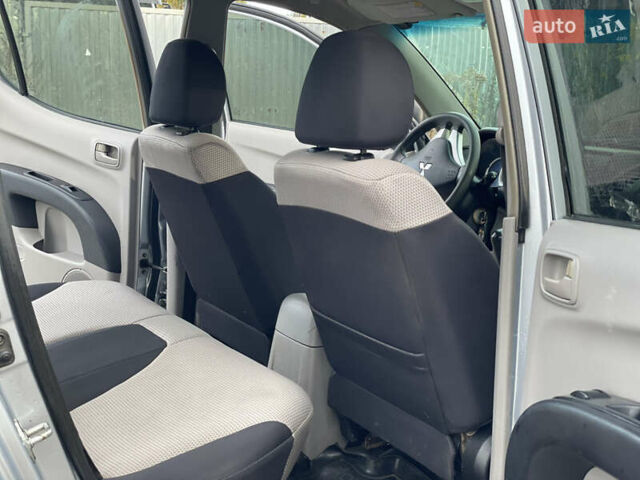 Міцубісі Л 200 2008 у Житомирі на Automoto.ua Сірий Міцубісі Л 200, об'ємом двигуна 2.48 л та пробігом 268 тис. км за 11300 $, фото 12 на Automoto.ua