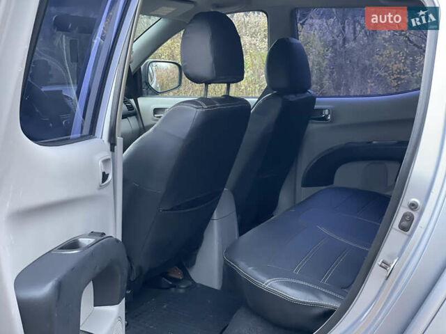 Міцубісі Л 200 2008 у Житомирі на Automoto.ua Сірий Міцубісі Л 200, об'ємом двигуна 2.48 л та пробігом 316 тис. км за 13000 $, фото 12 на Automoto.ua