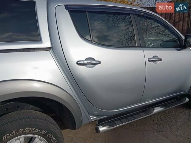 Сірий Міцубісі Л 200, об'ємом двигуна 2.48 л та пробігом 124 тис. км за 14200 $, фото 14 на Automoto.ua