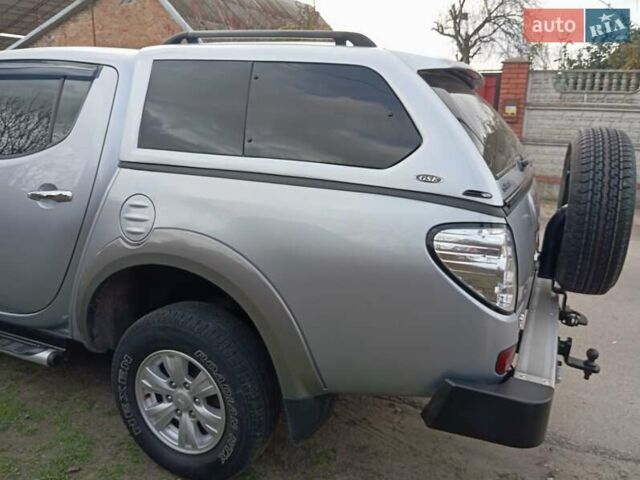 Сірий Міцубісі Л 200, об'ємом двигуна 2.48 л та пробігом 124 тис. км за 14200 $, фото 10 на Automoto.ua