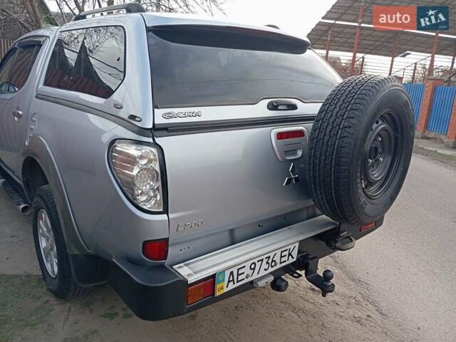 Сірий Міцубісі Л 200, об'ємом двигуна 2.48 л та пробігом 124 тис. км за 14200 $, фото 11 на Automoto.ua