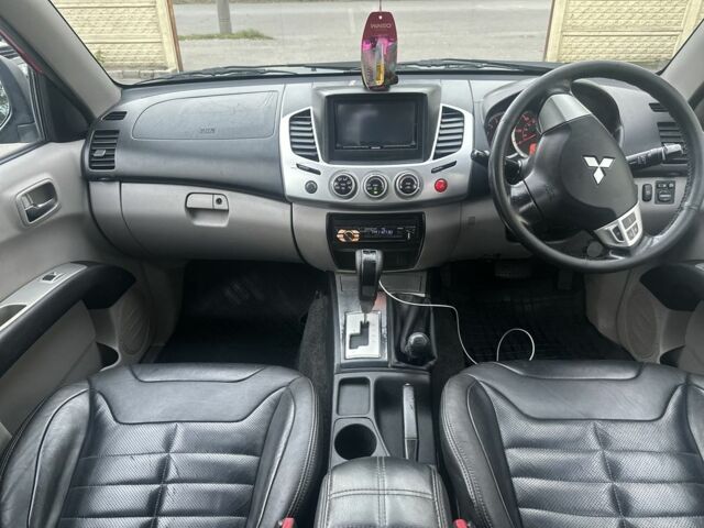 Сірий Міцубісі Л 200, об'ємом двигуна 2.5 л та пробігом 125 тис. км за 7599 $, фото 14 на Automoto.ua