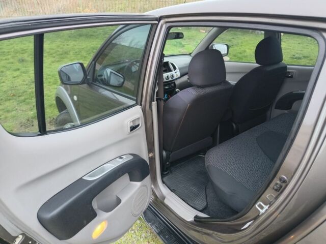 Серый Мицубиси Л 200, объемом двигателя 2.5 л и пробегом 251 тыс. км за 15500 $, фото 18 на Automoto.ua