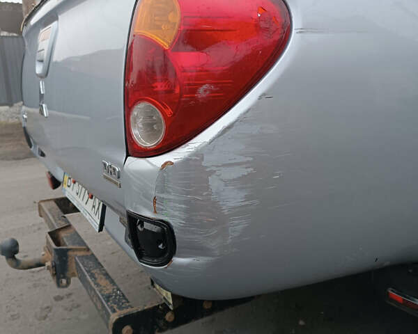 Сірий Міцубісі Л 200, об'ємом двигуна 2.48 л та пробігом 101 тис. км за 14700 $, фото 5 на Automoto.ua