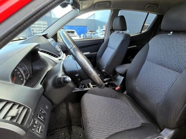 Серый Мицубиси Л 200, объемом двигателя 2.5 л и пробегом 130 тыс. км за 5222 $, фото 5 на Automoto.ua