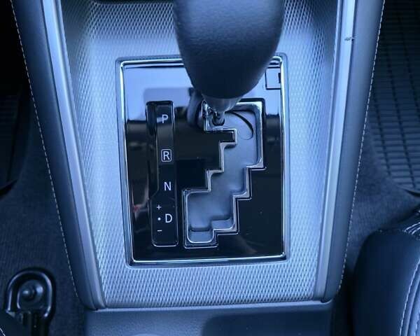 Серый Мицубиси Л 200, объемом двигателя 2.44 л и пробегом 4 тыс. км за 44400 $, фото 28 на Automoto.ua