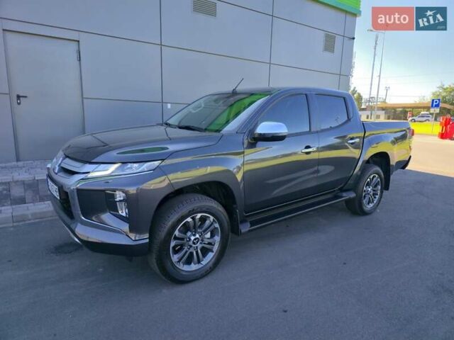 Серый Мицубиси Л 200, объемом двигателя 2.44 л и пробегом 4 тыс. км за 44400 $, фото 15 на Automoto.ua