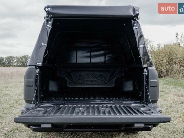 Серый Мицубиси Л 200, объемом двигателя 2.44 л и пробегом 1 тыс. км за 110500 $, фото 11 на Automoto.ua