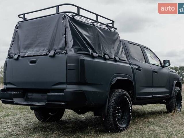 Серый Мицубиси Л 200, объемом двигателя 2.44 л и пробегом 1 тыс. км за 110500 $, фото 5 на Automoto.ua