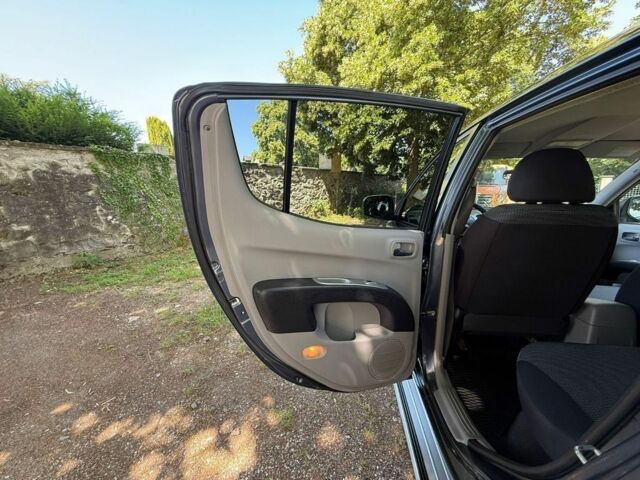 Серый Мицубиси Л 200, объемом двигателя 2.5 л и пробегом 210 тыс. км за 2950 $, фото 10 на Automoto.ua