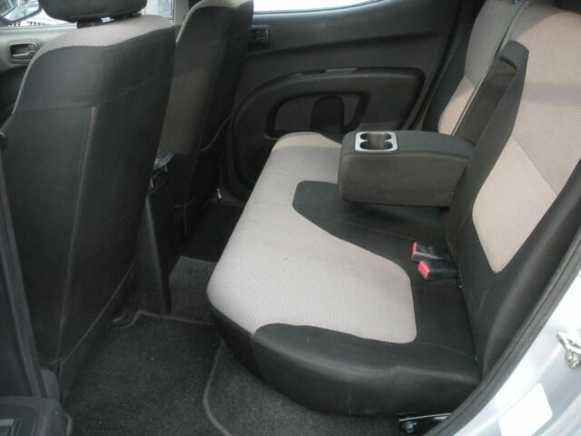 Серый Мицубиси Л 200, объемом двигателя 0 л и пробегом 189 тыс. км за 3400 $, фото 7 на Automoto.ua