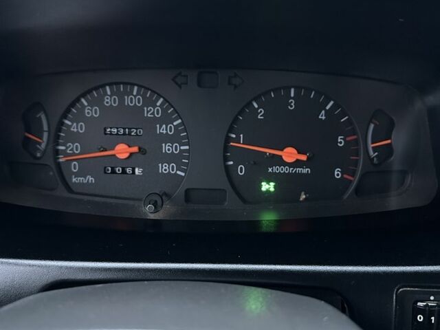 Синій Міцубісі Л 200, об'ємом двигуна 2.5 л та пробігом 321 тис. км за 4455 $, фото 12 на Automoto.ua