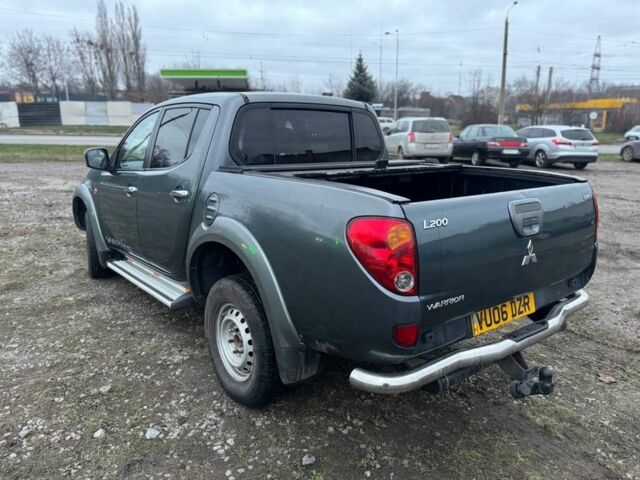 Синий Мицубиси Л 200, объемом двигателя 2.5 л и пробегом 212 тыс. км за 7000 $, фото 2 на Automoto.ua