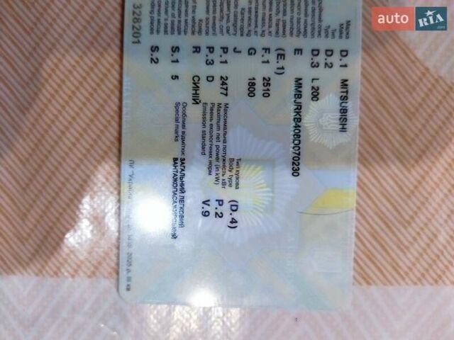 Синій Міцубісі Л 200, об'ємом двигуна 2.48 л та пробігом 322 тис. км за 10500 $, фото 5 на Automoto.ua