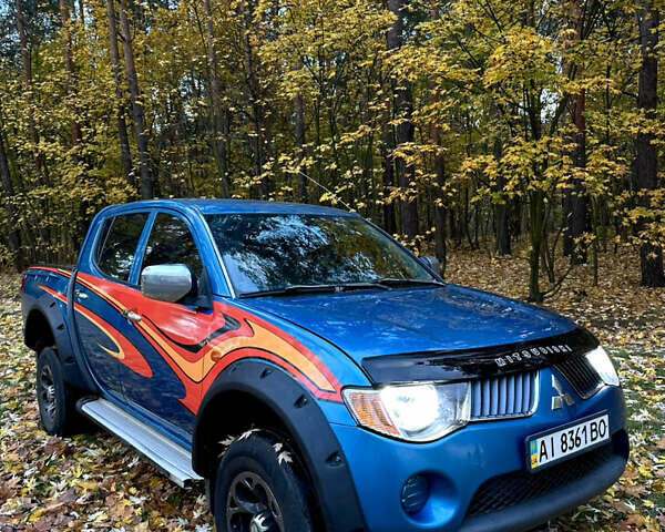 Мицубиси Л 200 2008 в Киеве на Automoto.ua Синий Мицубиси Л 200, объемом двигателя 2.48 л и пробегом 282 тыс. км за 11300 $, фото 3 на Automoto.ua