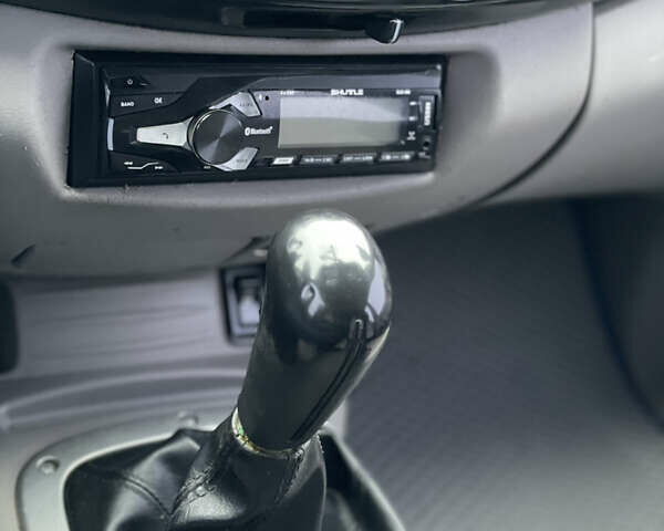 Синій Міцубісі Л 200, об'ємом двигуна 2.48 л та пробігом 469 тис. км за 10300 $, фото 14 на Automoto.ua