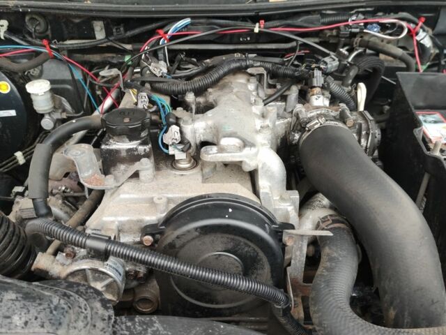 Синій Міцубісі Л 200, об'ємом двигуна 2.5 л та пробігом 190 тис. км за 5900 $, фото 7 на Automoto.ua