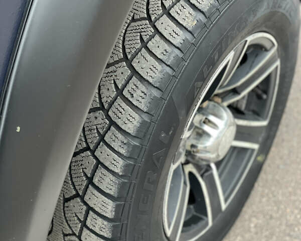 Синій Міцубісі Л 200, об'ємом двигуна 2.48 л та пробігом 469 тис. км за 10300 $, фото 5 на Automoto.ua