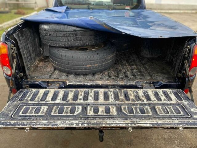 Синий Мицубиси Л 200, объемом двигателя 2.5 л и пробегом 291 тыс. км за 8200 $, фото 18 на Automoto.ua