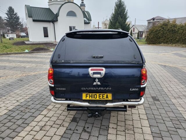 Синий Мицубиси Л 200, объемом двигателя 2.5 л и пробегом 131 тыс. км за 8724 $, фото 10 на Automoto.ua