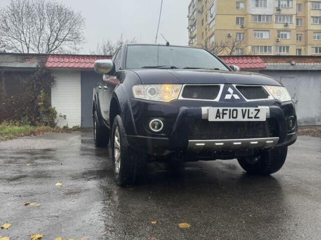 Синій Міцубісі Л 200, об'ємом двигуна 0 л та пробігом 149 тис. км за 7000 $, фото 1 на Automoto.ua