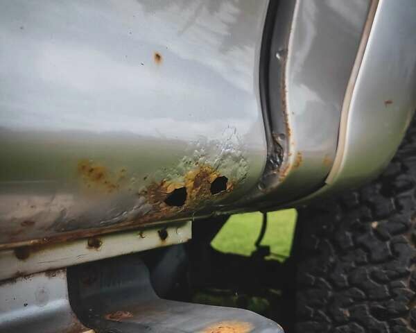 Зеленый Мицубиси Л 200, объемом двигателя 2.5 л и пробегом 268 тыс. км за 3100 $, фото 4 на Automoto.ua