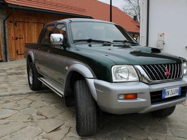 Зеленый Мицубиси Л 200, объемом двигателя 0 л и пробегом 224 тыс. км за 2650 $, фото 1 на Automoto.ua