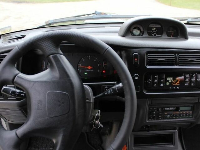 Зеленый Мицубиси Л 200, объемом двигателя 0 л и пробегом 232 тыс. км за 2500 $, фото 7 на Automoto.ua