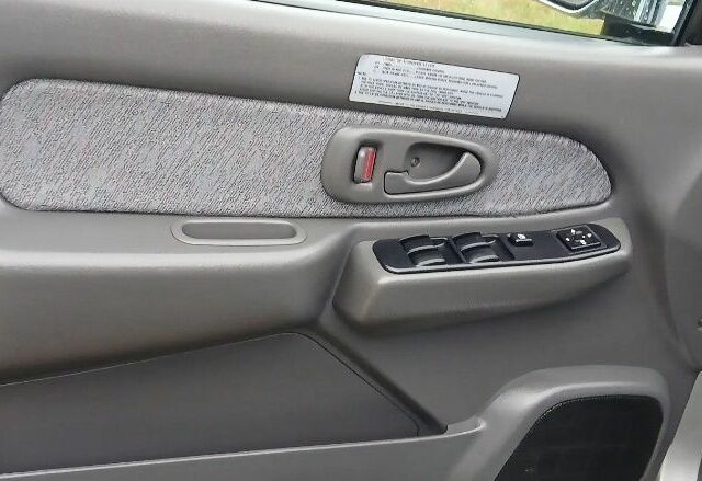 Зелений Міцубісі Л 200, об'ємом двигуна 0 л та пробігом 211 тис. км за 2600 $, фото 11 на Automoto.ua