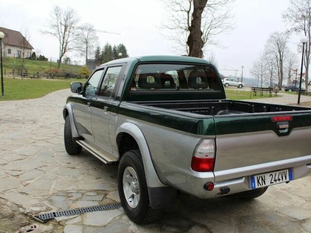 Зелений Міцубісі Л 200, об'ємом двигуна 0 л та пробігом 238 тис. км за 2700 $, фото 7 на Automoto.ua