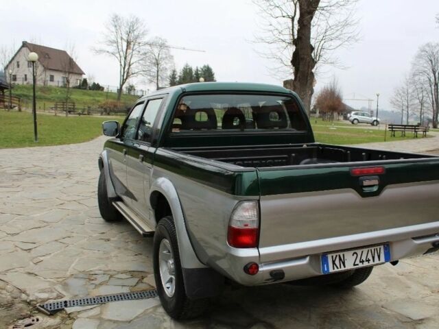 Зеленый Мицубиси Л 200, объемом двигателя 0 л и пробегом 232 тыс. км за 2500 $, фото 5 на Automoto.ua