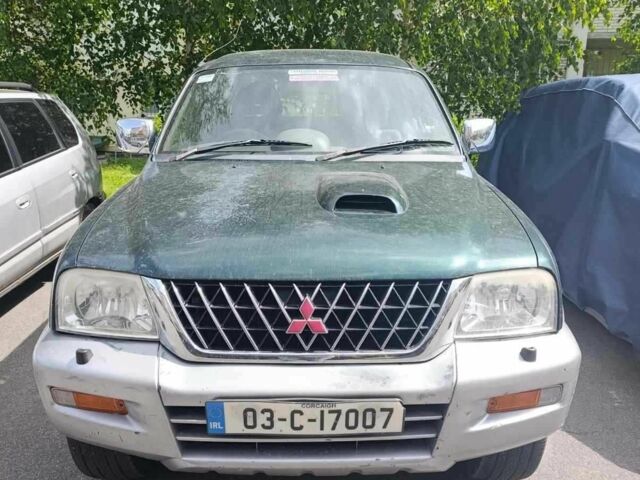 Зелений Міцубісі Л 200, об'ємом двигуна 2.5 л та пробігом 100 тис. км за 6325 $, фото 10 на Automoto.ua