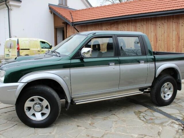 Зеленый Мицубиси Л 200, объемом двигателя 0 л и пробегом 222 тыс. км за 2700 $, фото 19 на Automoto.ua