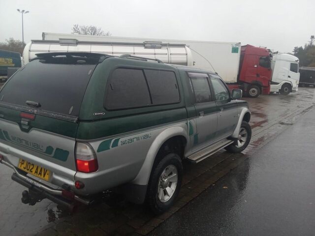 Зеленый Мицубиси Л 200, объемом двигателя 0 л и пробегом 240 тыс. км за 6100 $, фото 5 на Automoto.ua