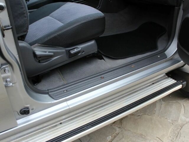 Зелений Міцубісі Л 200, об'ємом двигуна 0 л та пробігом 124 тис. км за 2600 $, фото 8 на Automoto.ua