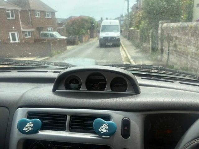 Зеленый Мицубиси Л 200, объемом двигателя 0 л и пробегом 240 тыс. км за 6100 $, фото 4 на Automoto.ua