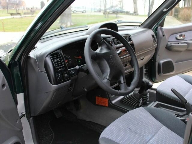 Зелений Міцубісі Л 200, об'ємом двигуна 0 л та пробігом 124 тис. км за 2600 $, фото 9 на Automoto.ua