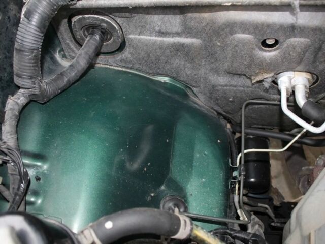 Зелений Міцубісі Л 200, об'ємом двигуна 0 л та пробігом 124 тис. км за 2600 $, фото 14 на Automoto.ua